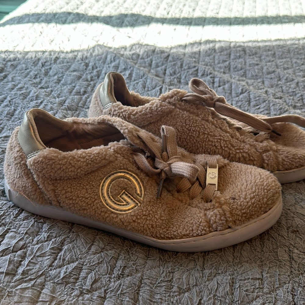 Super cute sneakers
